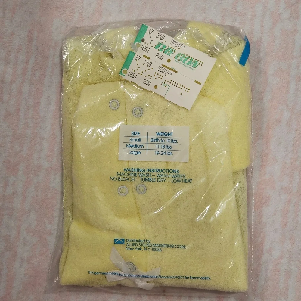 NOS Vintage‎ Cradlecraft Yellow Terry Cloth Lace Trim Baby Coverall Sleeper M
